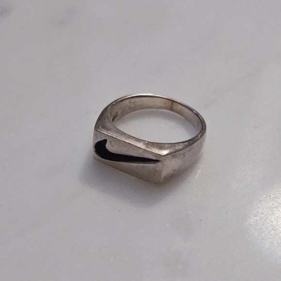 Vintage Nike 925 sterling silver ring - Picture 3 of 9